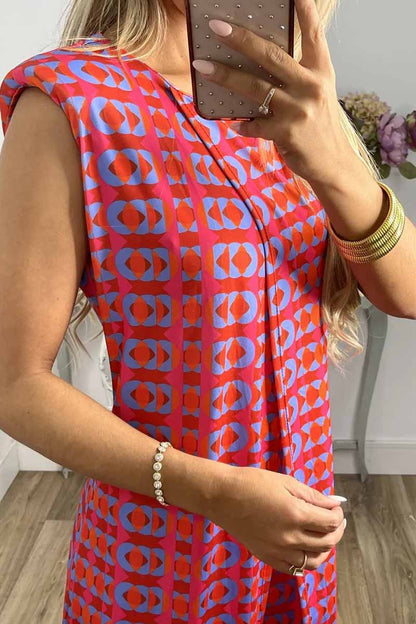 Conjunto de dos piezas informal con estampado, abertura y cuello redondo, sin mangas