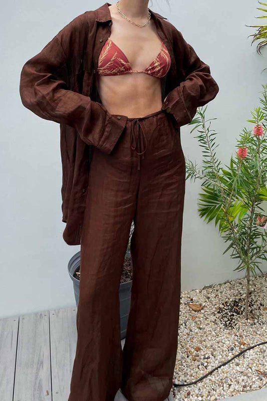Conjunto informal de dos piezas con cuello vuelto, manga larga y color liso