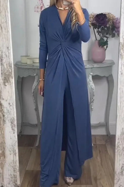 Conjunto informal de dos piezas con cuello en V, manga larga y pliegues lisos