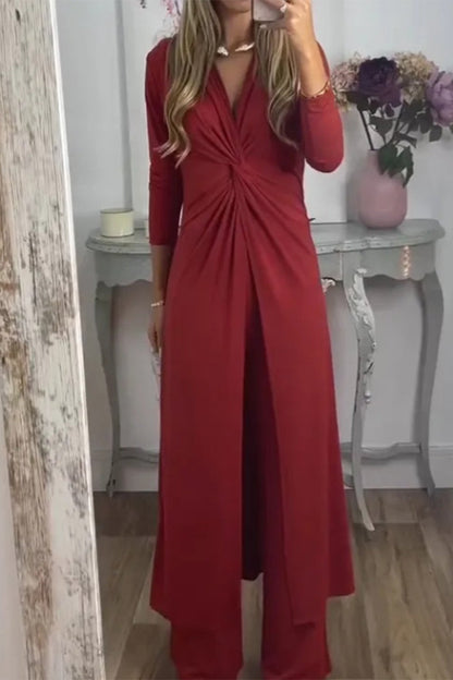 Conjunto informal de dos piezas con cuello en V, manga larga y pliegues lisos