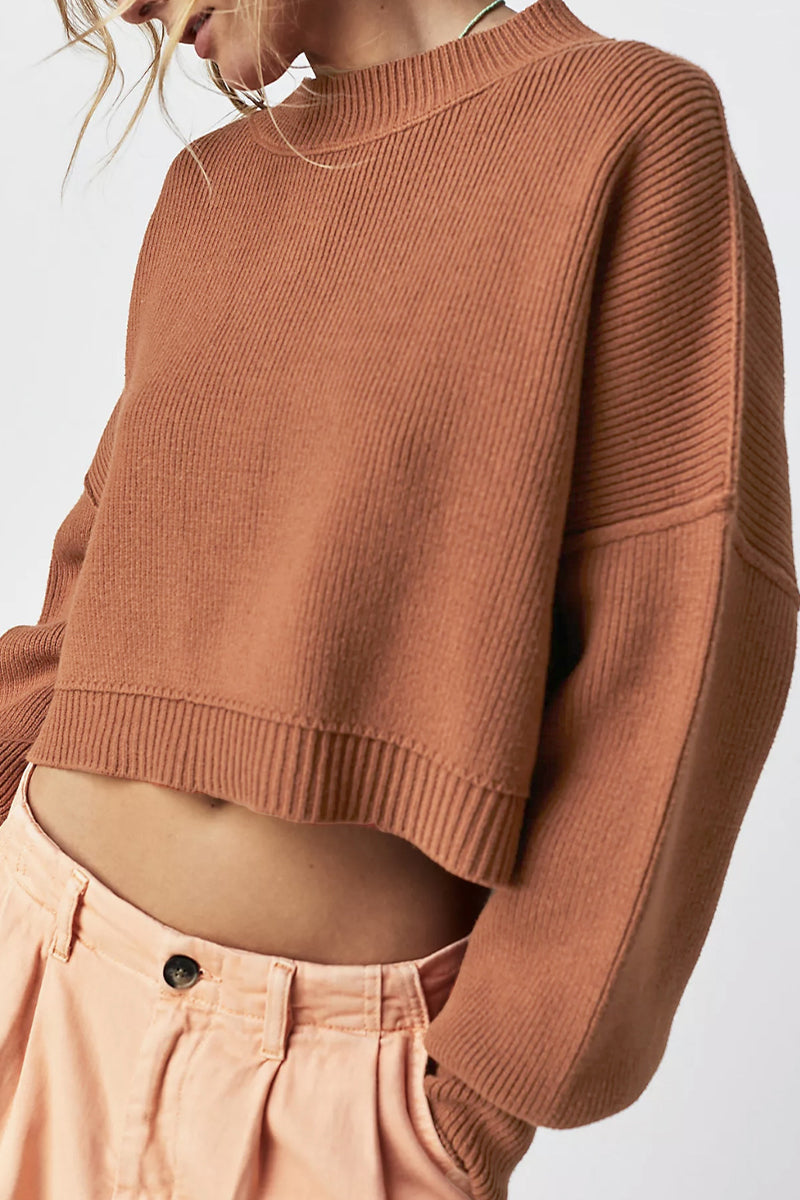 Tops casuales de cuello redondo con parches sólidos