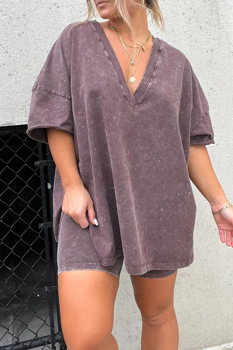 Conjunto de dos piezas informal, sencillo, liso, con escote en V y manga corta