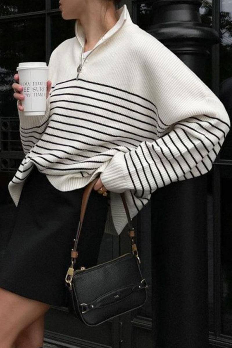 Tops casuales con cuello vuelto en contraste a rayas y cuadros