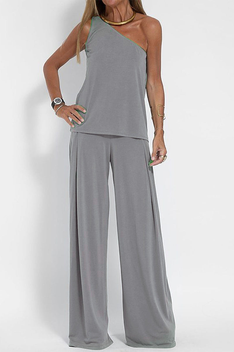 Conjunto informal de tres piezas, liso, con cuello oblicuo y sin mangas