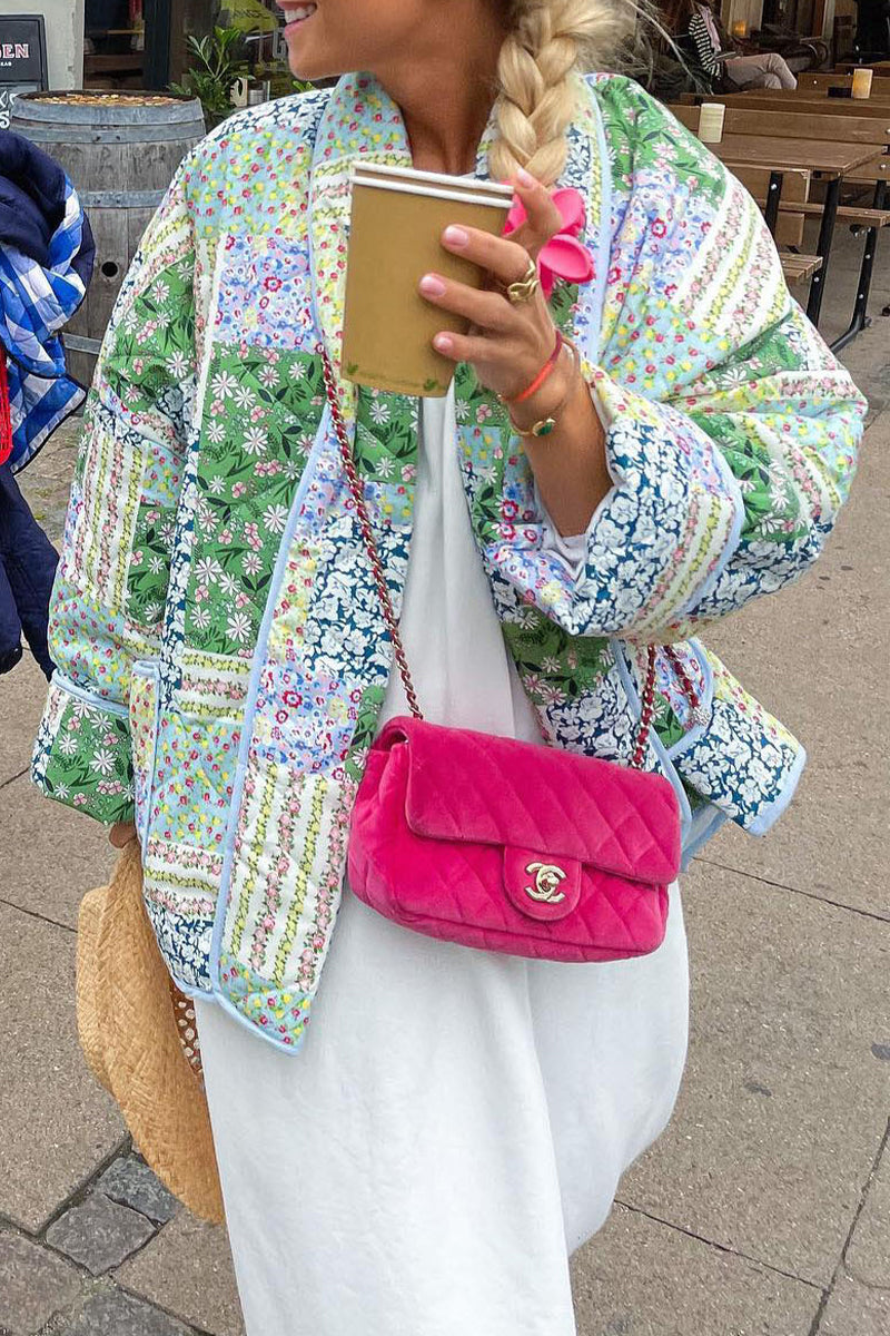 Prendas de abrigo informales con cuello vuelto y bolsillo floral