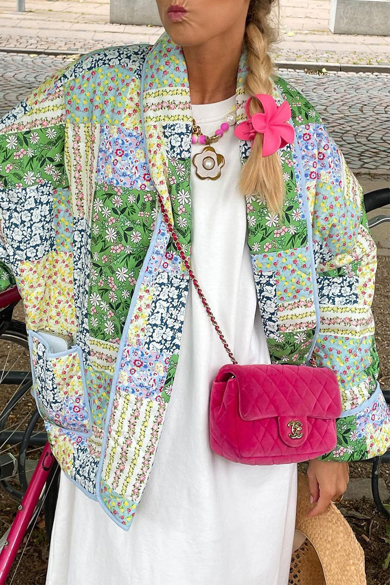 Prendas de abrigo informales con cuello vuelto y bolsillo floral