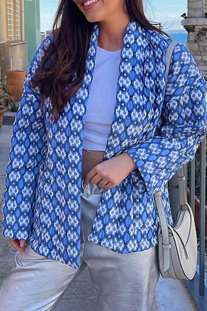 Elegante cárdigan con cuello de bolsillo y parches geométricos