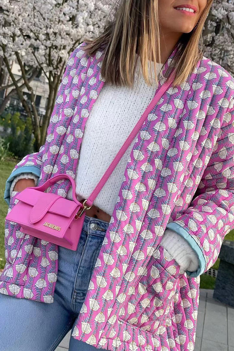 Elegante cárdigan con cuello de bolsillo y parches geométricos