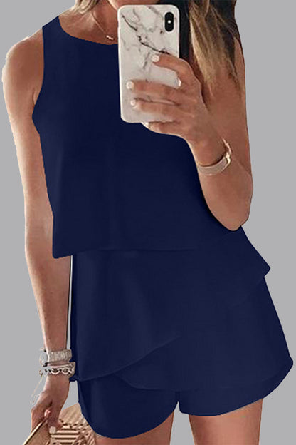 Mono informal liso con volantes y cuello redondo