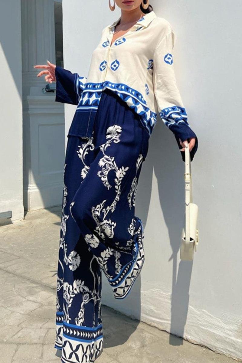 Conjunto de dos piezas informal vintage con estampado geométrico, cuello vuelto, manga larga