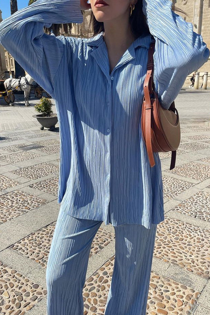 Conjunto informal de dos piezas con cuello vuelto, manga larga y botones sólidos