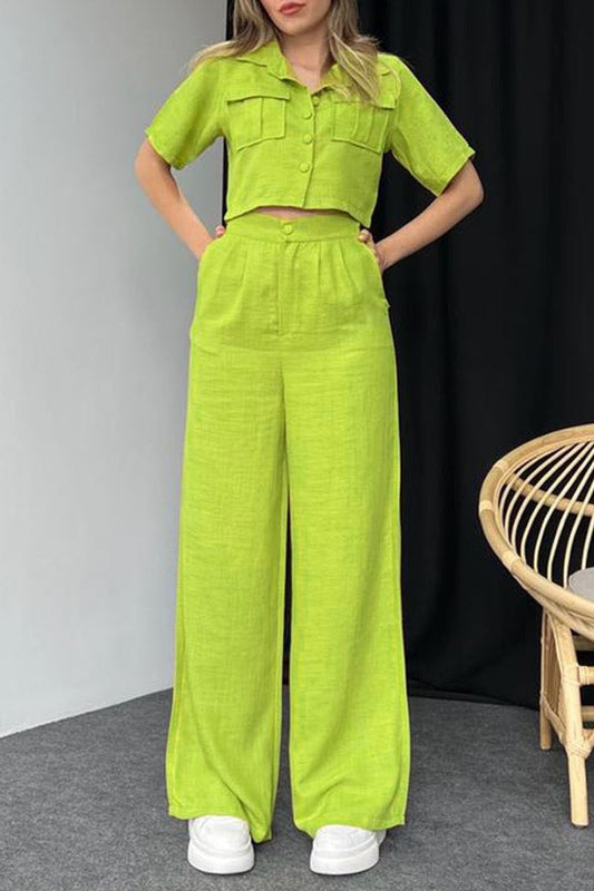 Conjunto informal de dos piezas con botones sólidos, cuello vuelto y manga corta