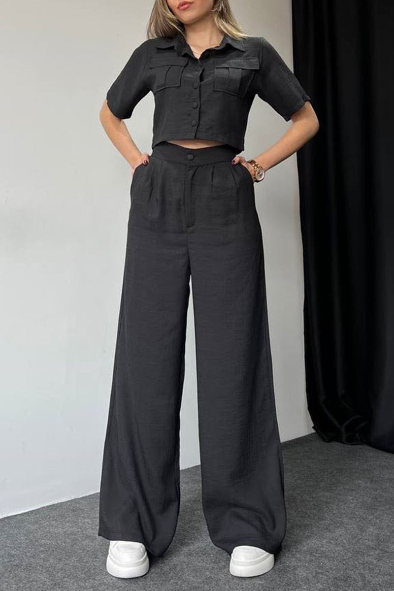 Conjunto informal de dos piezas con botones sólidos, cuello vuelto y manga corta