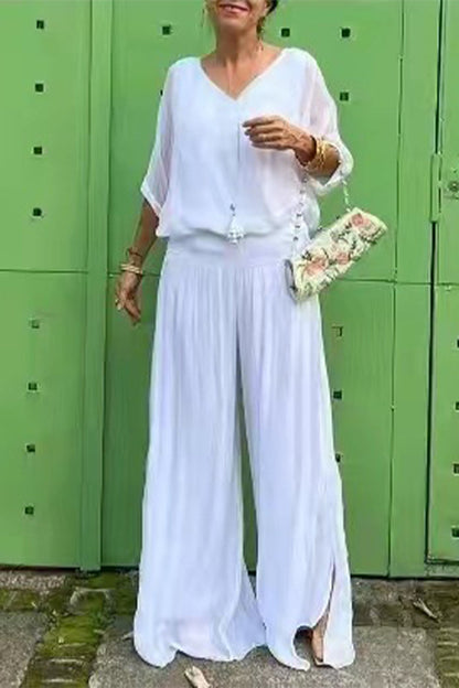 Conjunto informal de dos piezas con escote en V, media manga y espalda descubierta, color liso