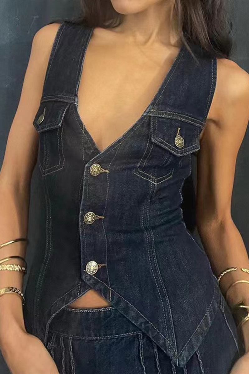 Chaqueta vaquera informal de corte regular, sin mangas, con cuello en V, botones y bolsillos lisos