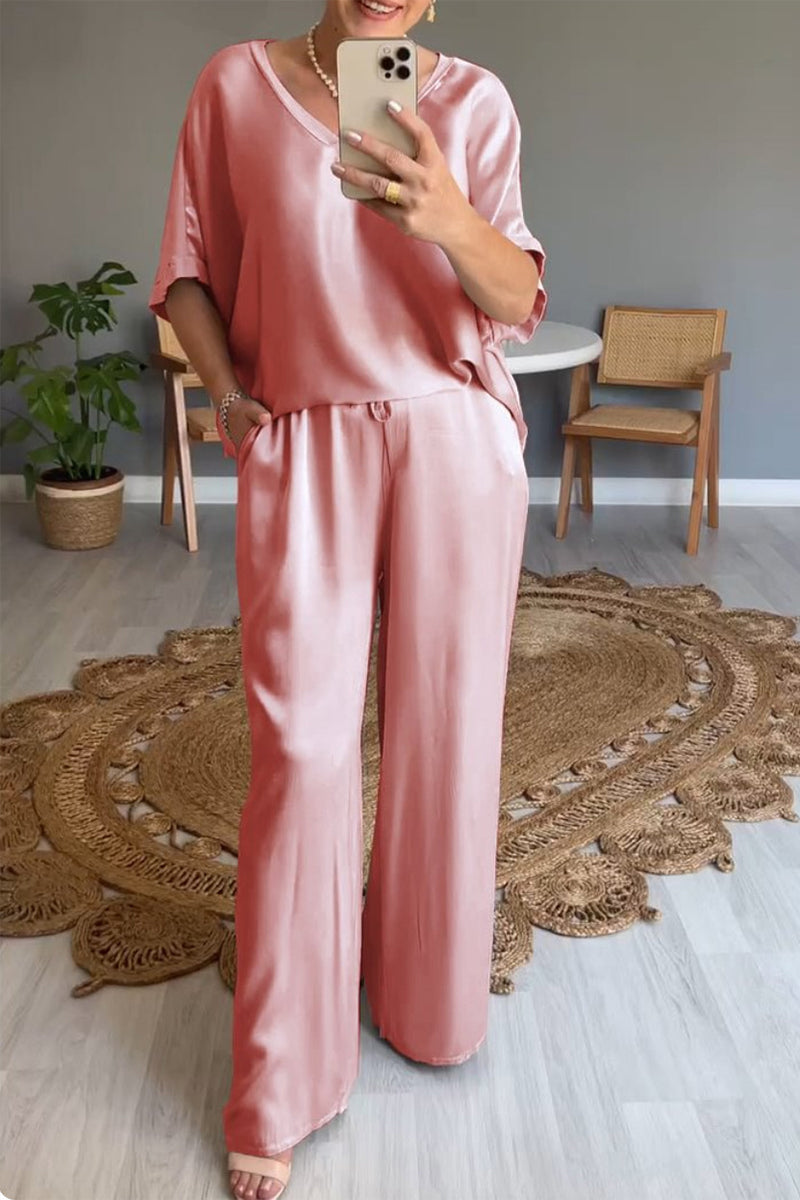 Conjunto de dos piezas informal sencillo con cuello en V, manga corta y bolsillos sólidos