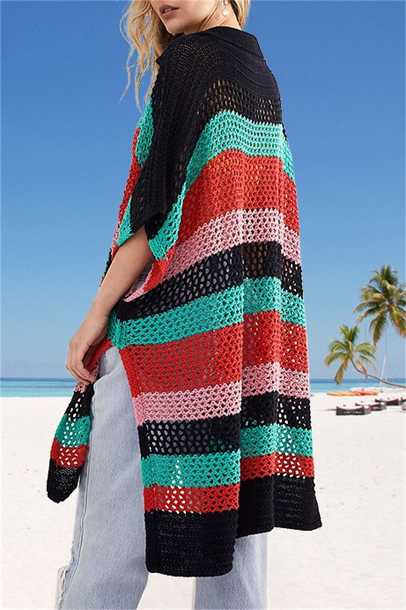 Traje de baño informal con diseño de patchwork, ahuecado y en contraste