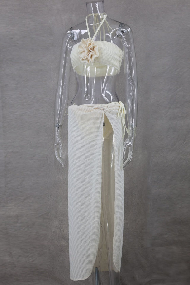 Conjunto de tres piezas sexy de vendaje sólido, sin espalda, con abertura y cuello halter, sin mangas