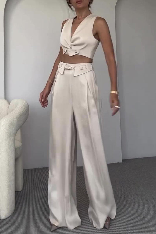 Conjunto informal de dos piezas sin mangas con cuello en V y bolsillos de color sólido