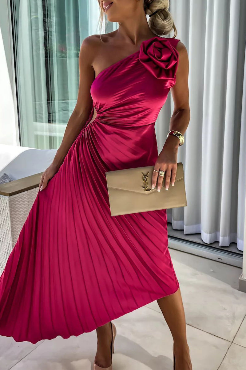 Vestidos plisados sexis con cuello oblicuo irregular y fruncido con apliques de color sólido