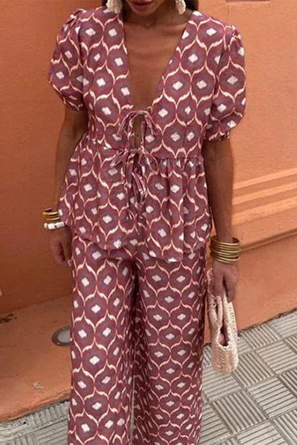 Conjunto informal de dos piezas con cuello en V, manga corta y cordones para uso diario