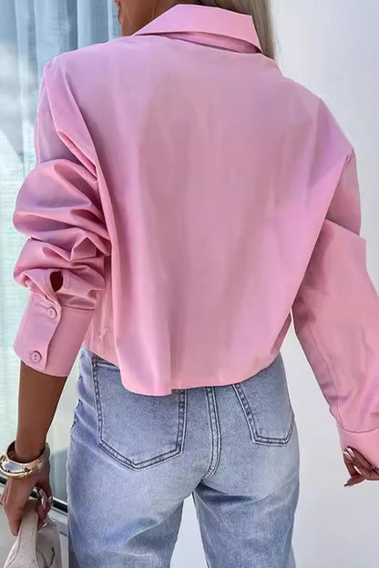 Blusa informal de cuello camisero con botones y patchwork de color liso para uso diario