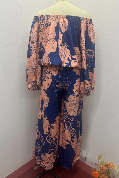 Conjunto informal de dos piezas con hombros descubiertos, estampado floral y patchwork de estilo urbano, tres cuartos
