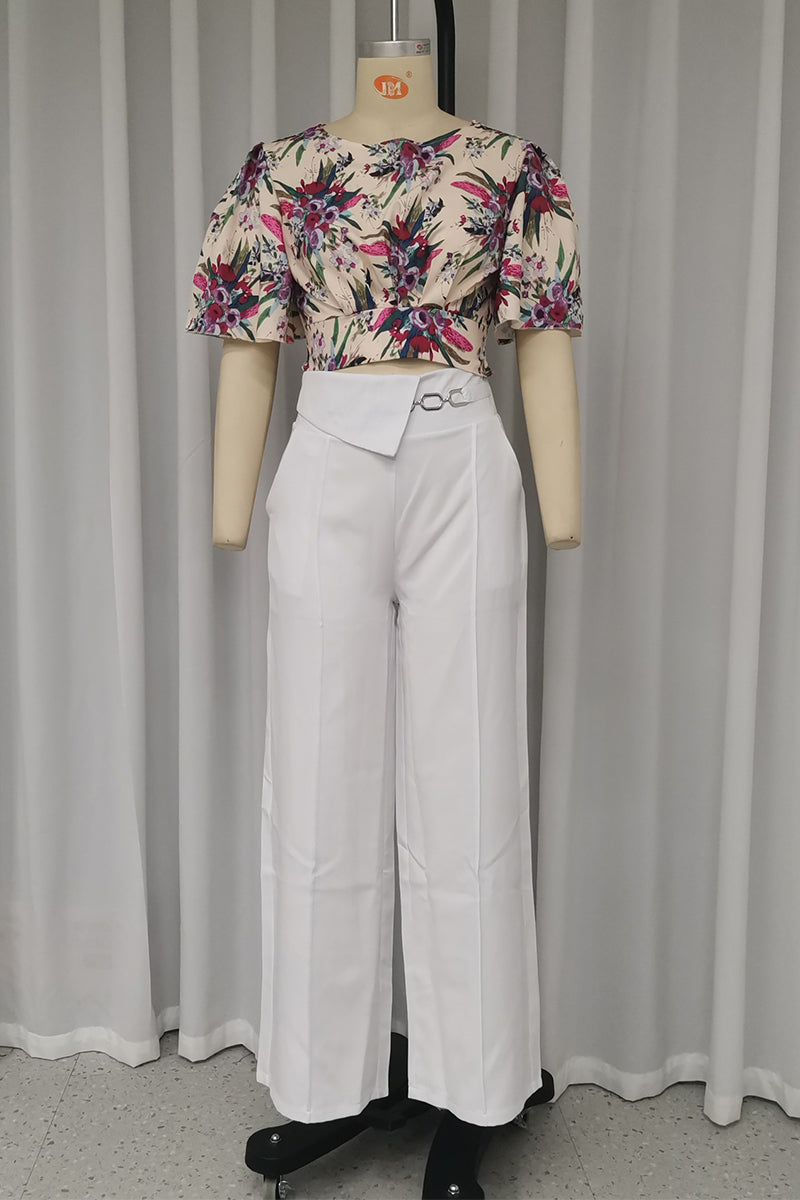 Elegante conjunto de dos piezas con estampado floral, bolsillo, cuello redondo y manga corta