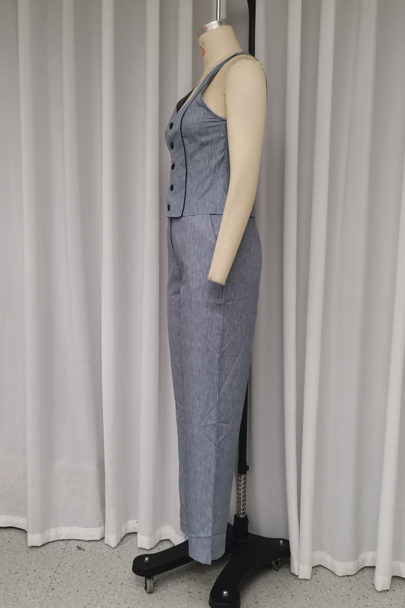 Conjunto informal de dos piezas con cuello en V, sin mangas, botones y color sólido