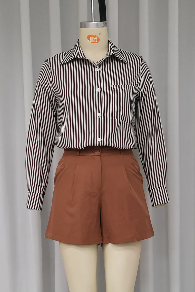 Conjunto informal de dos piezas con cuello vuelto, manga larga y bolsillo con estampado de rayas