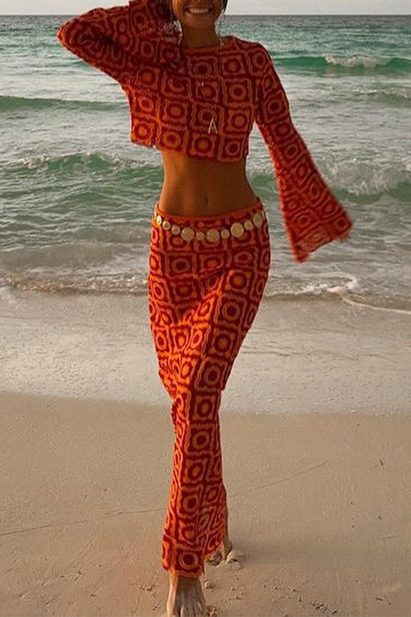 Conjunto de dos piezas de manga larga con cuello redondo y aberturas en color liso para vacaciones sexy