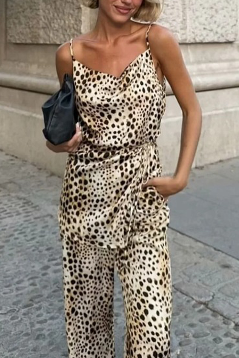 Conjunto de dos piezas con cuello en V, sin mangas, estampado de leopardo y encaje sexy