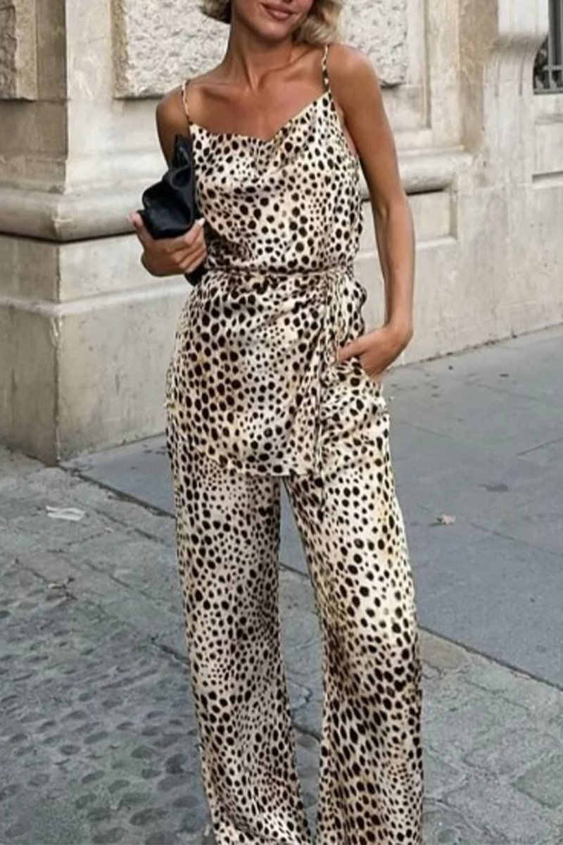 Conjunto de dos piezas con cuello en V, sin mangas, estampado de leopardo y encaje sexy
