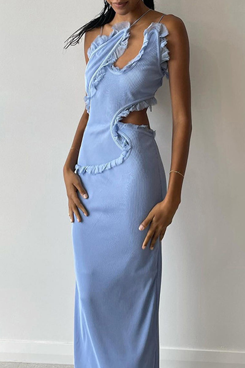 Elegantes vestidos de tirantes finos sin espalda y con patchwork calado