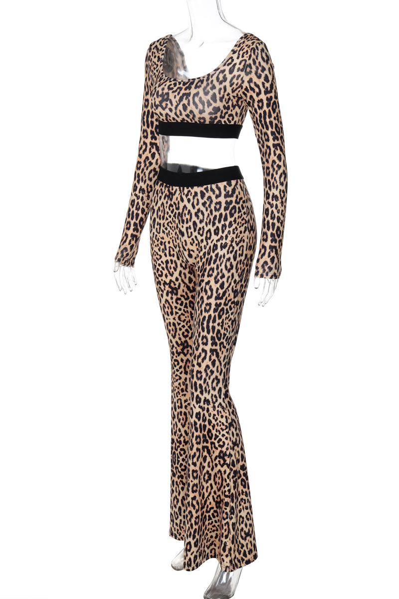 Conjunto de dos piezas de manga larga con cuello en U y parches de leopardo estilo callejero sexy