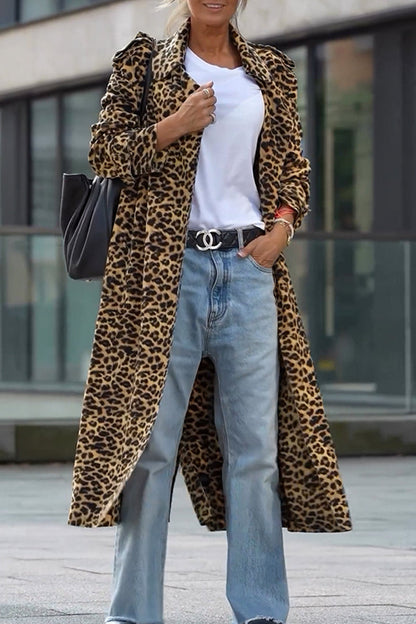 Prendas de abrigo informales con cuello vuelto y estampado de leopardo y patchwork