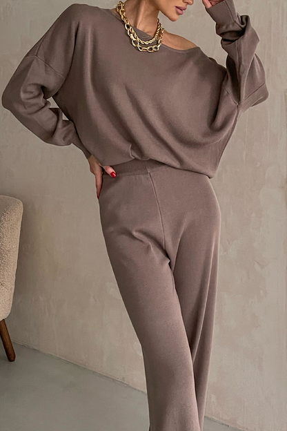 Conjunto informal de dos piezas con cuello oblicuo irregular y manga larga (3 colores)