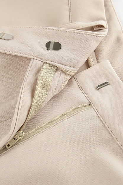 Conjunto informal de dos piezas con cuello en V, manga corta y bolsillos con botones para la calle
