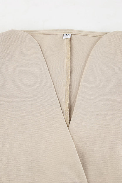 Conjunto informal de dos piezas con cuello en V, manga corta y bolsillos con botones para la calle