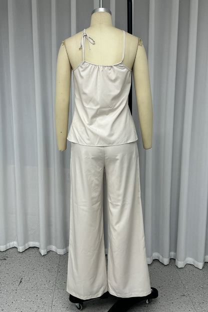 Conjunto informal de dos piezas con cuello halter, fruncido e irregular, sin mangas