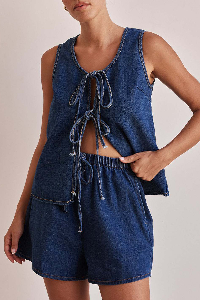 Conjunto informal de dos piezas con cordones y cuello redondo sin mangas