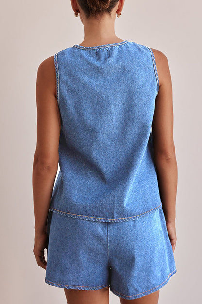 Conjunto informal de dos piezas con cordones y cuello redondo sin mangas