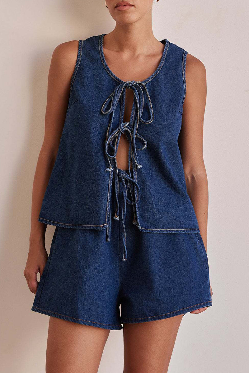Conjunto informal de dos piezas con cordones y cuello redondo sin mangas
