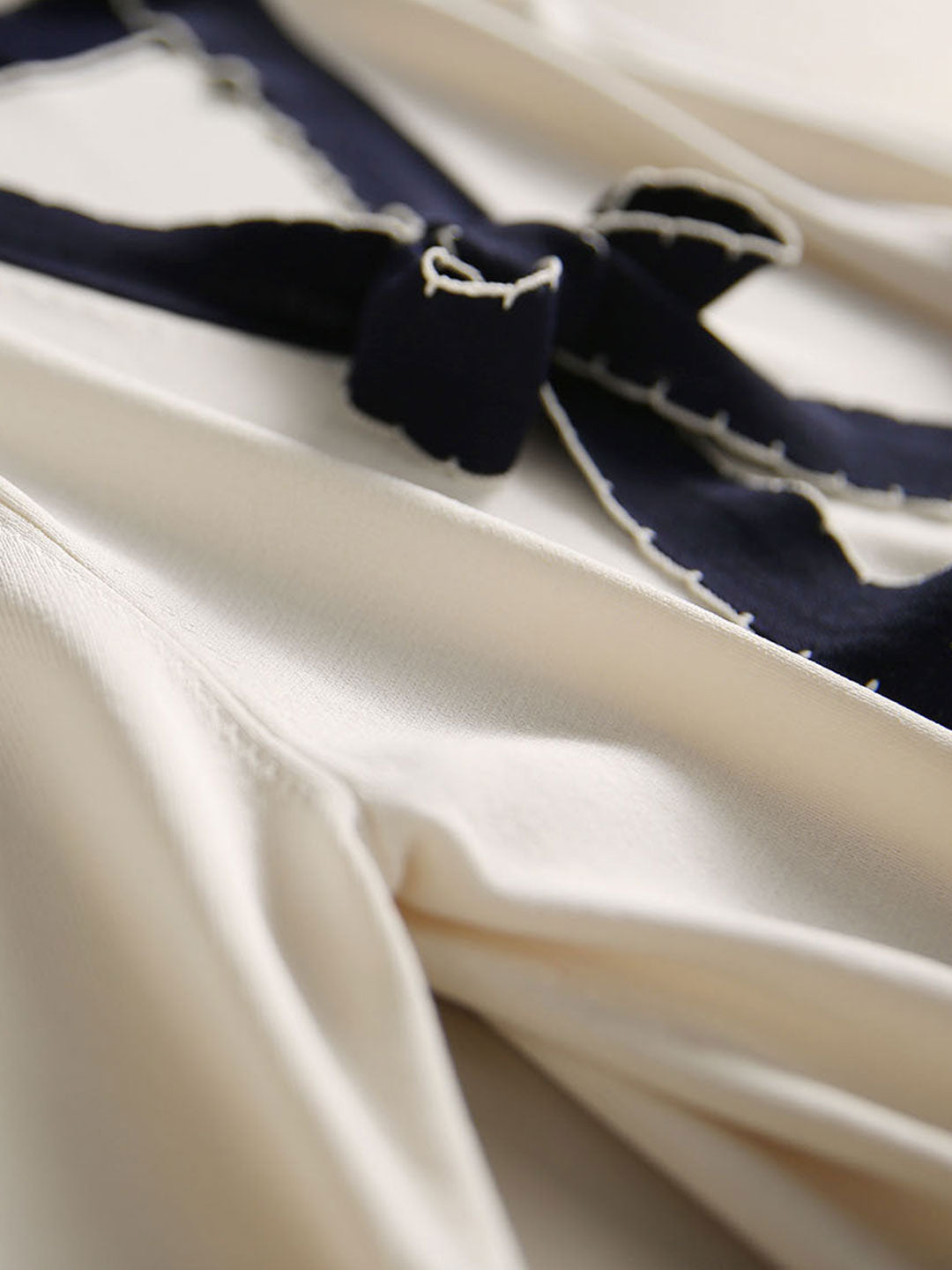 Layla Classic Loose Bow Knitted T-shirt