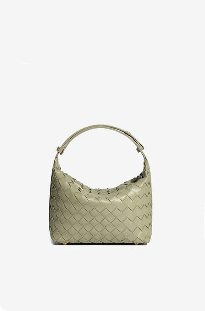 Bolso de mano con forma tridimensional