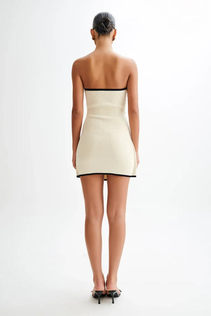 Vestido mini de punto asimétrico sin tirantes Joanna