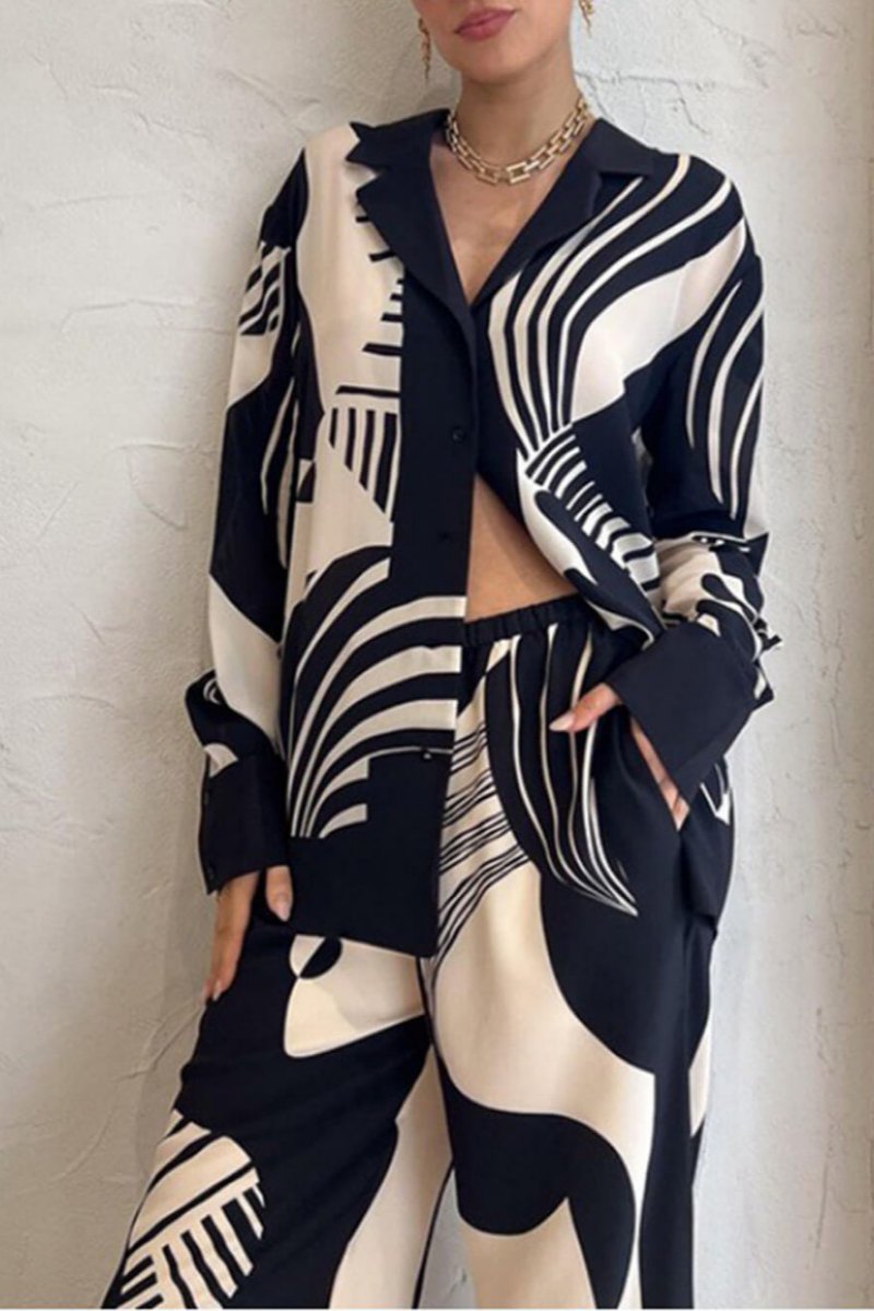 Conjunto de pantalones anchos y holgados con estampado de grafiti de moda
