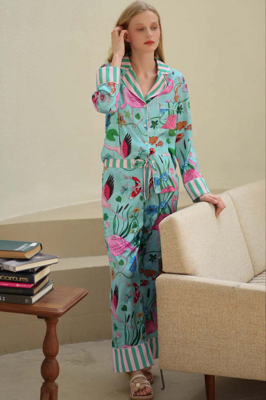 Conjunto de pijama con estampado de flamencos