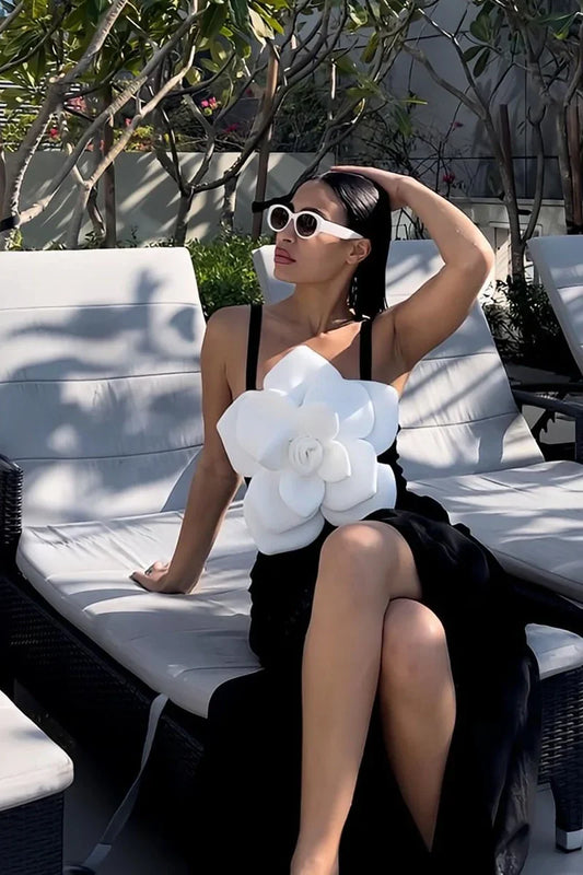 Conjunto de traje de baño de una pieza con detalles florales