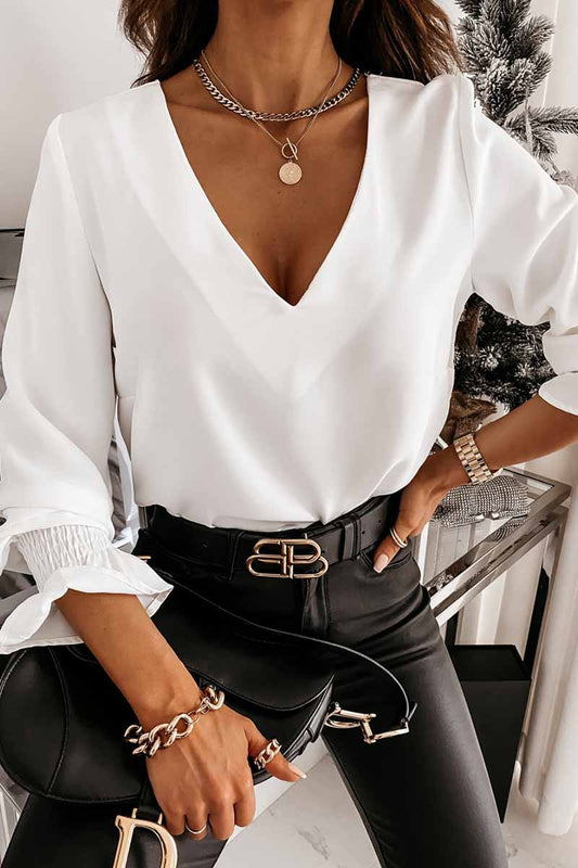 Lace long sleeve V-neck Tops